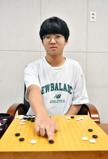 한국바둑중 서지산, 지역입단대회 통과!